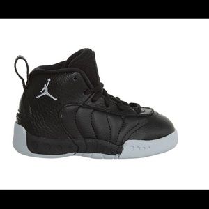 Jordan shoes jumpman pro size 6 toddler